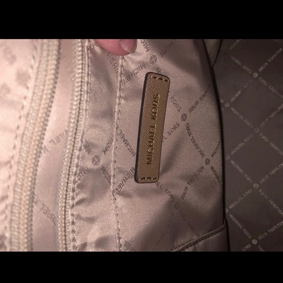 Tan Michael Kors purse - Picture 8 of 11